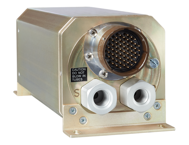 The AC32 Air Data Computer Unit measures barometric altitude and airspeed with integrated high-performance vibrating cylinder pressure sensors.