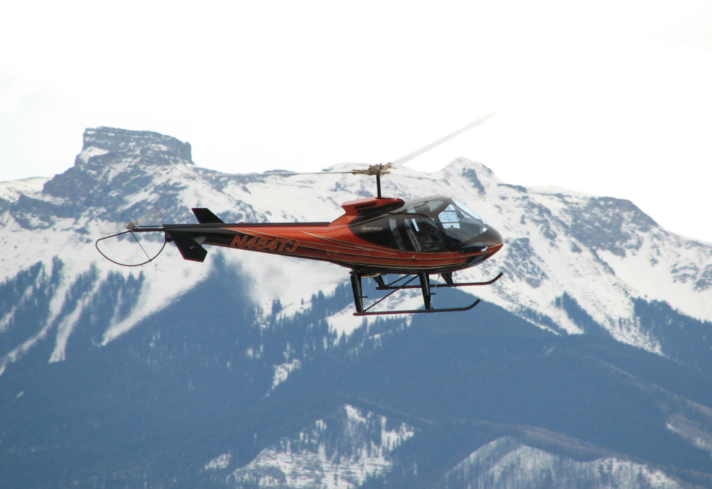 This latest type acceptance approves Enstrom’s turbine-powered 480B for operation in New Zealand. Enstrom Photo