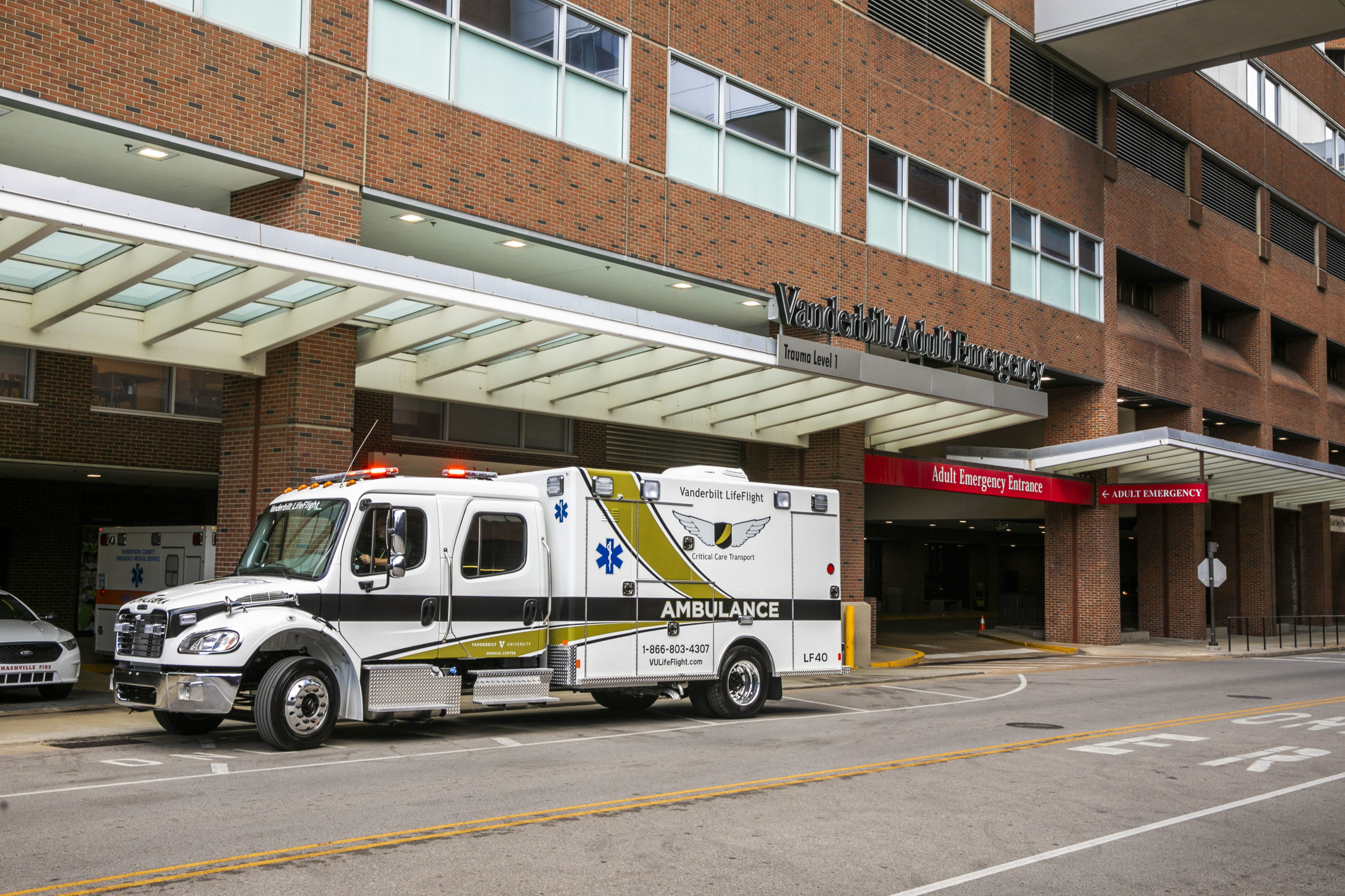 Vanderbilt LifeFlight's new critical care ambulance sits in front of VUH ER Vanderbilt University Medical Center. Anne Rayner Photo