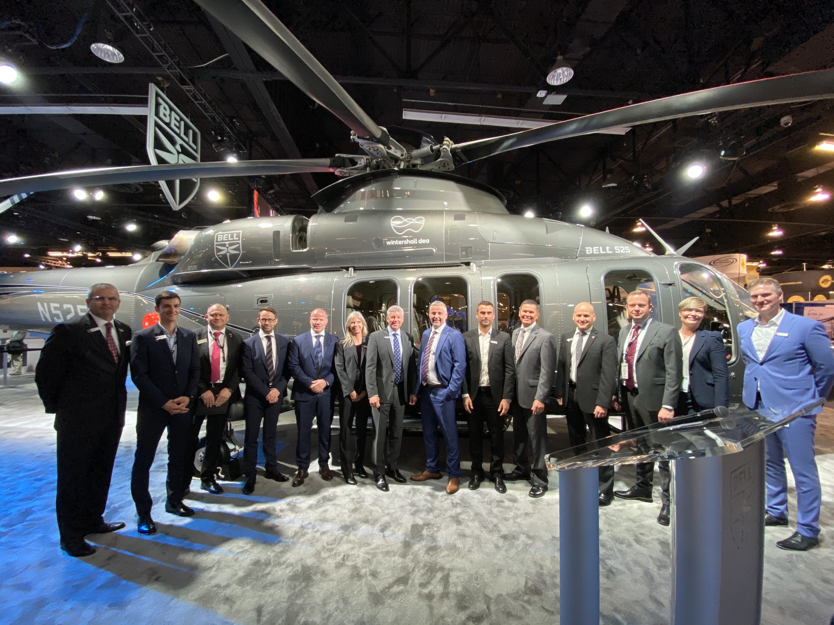 Bell and Wintershall Dea met at HAI 2020 in front of the Bell 525 aircraft to commemorate their relationship. Bell Photo