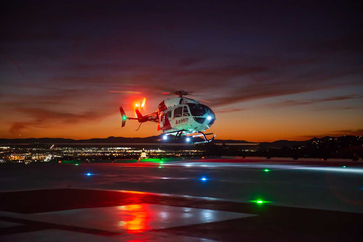 Weather reporting tools for safe helicopter operations