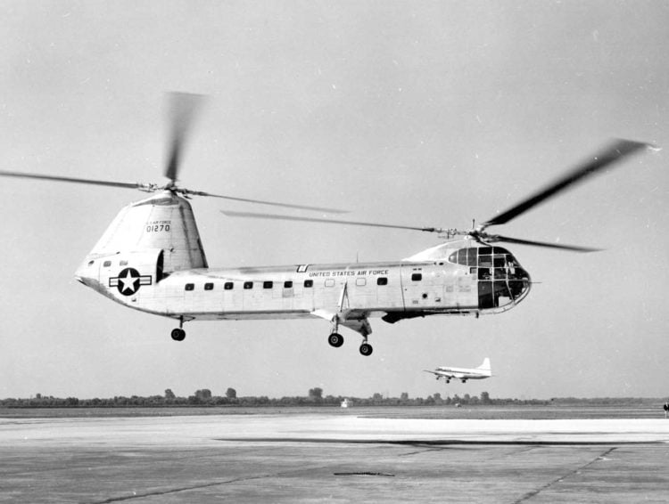 The story behind the Piasecki H-16 ‘Transporter’ tandem helicopter