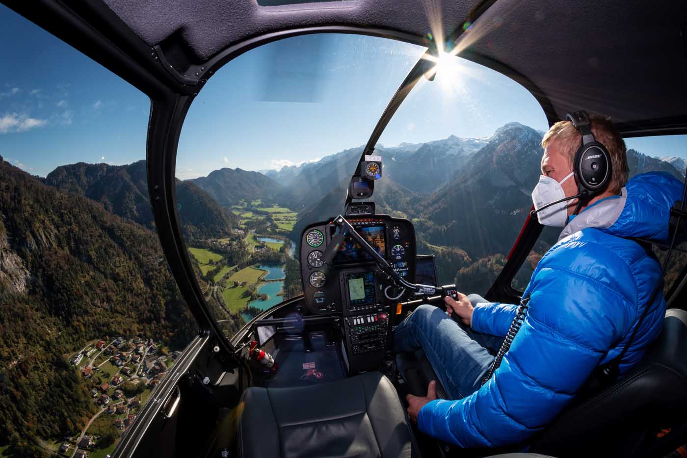 Heli Austria Flight Academy Robinson R44 cockpit
