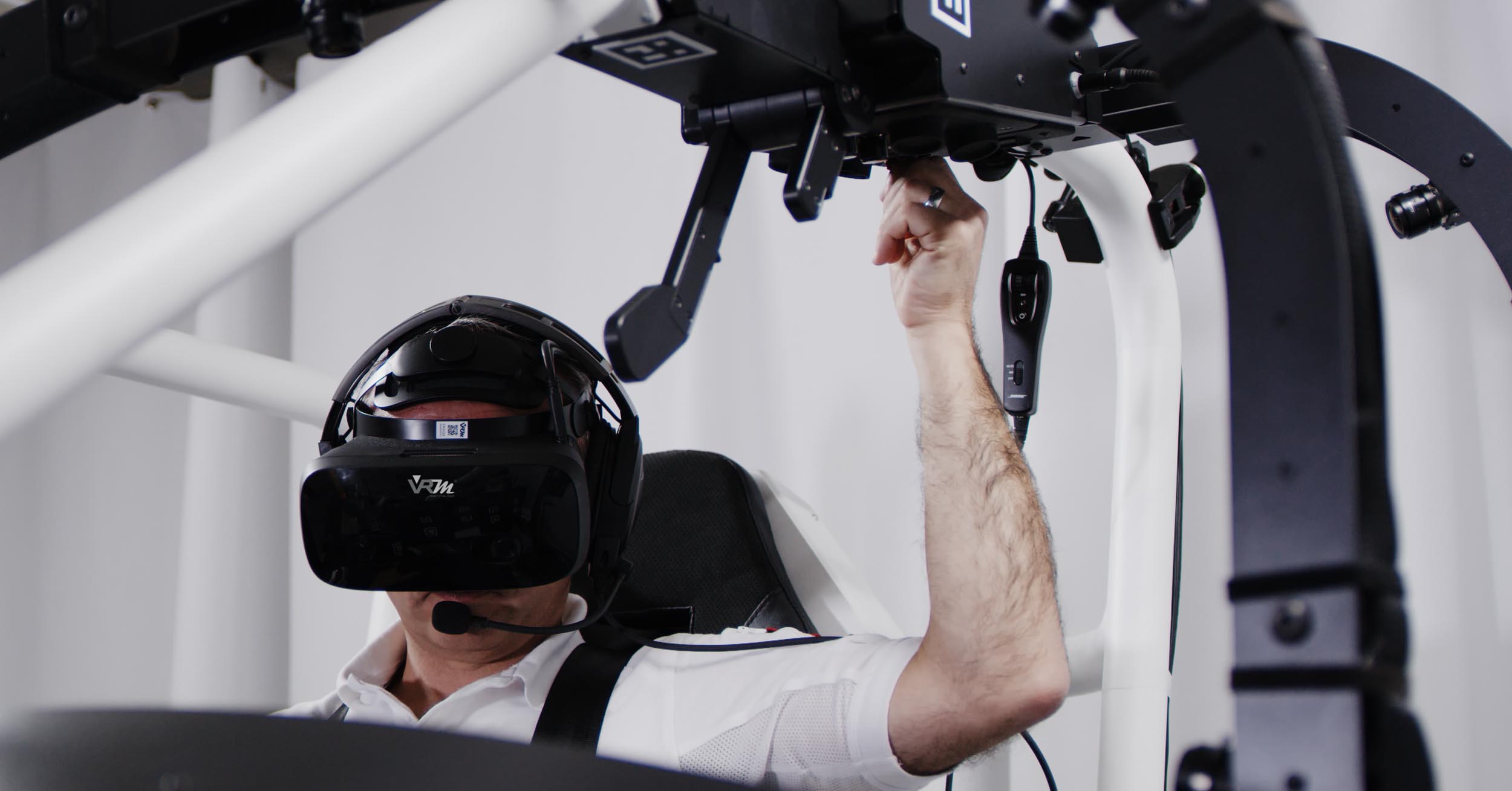 VRM Switzerland liefert das erste Airbus H125 VR-Trainingsgerät in die USA aus