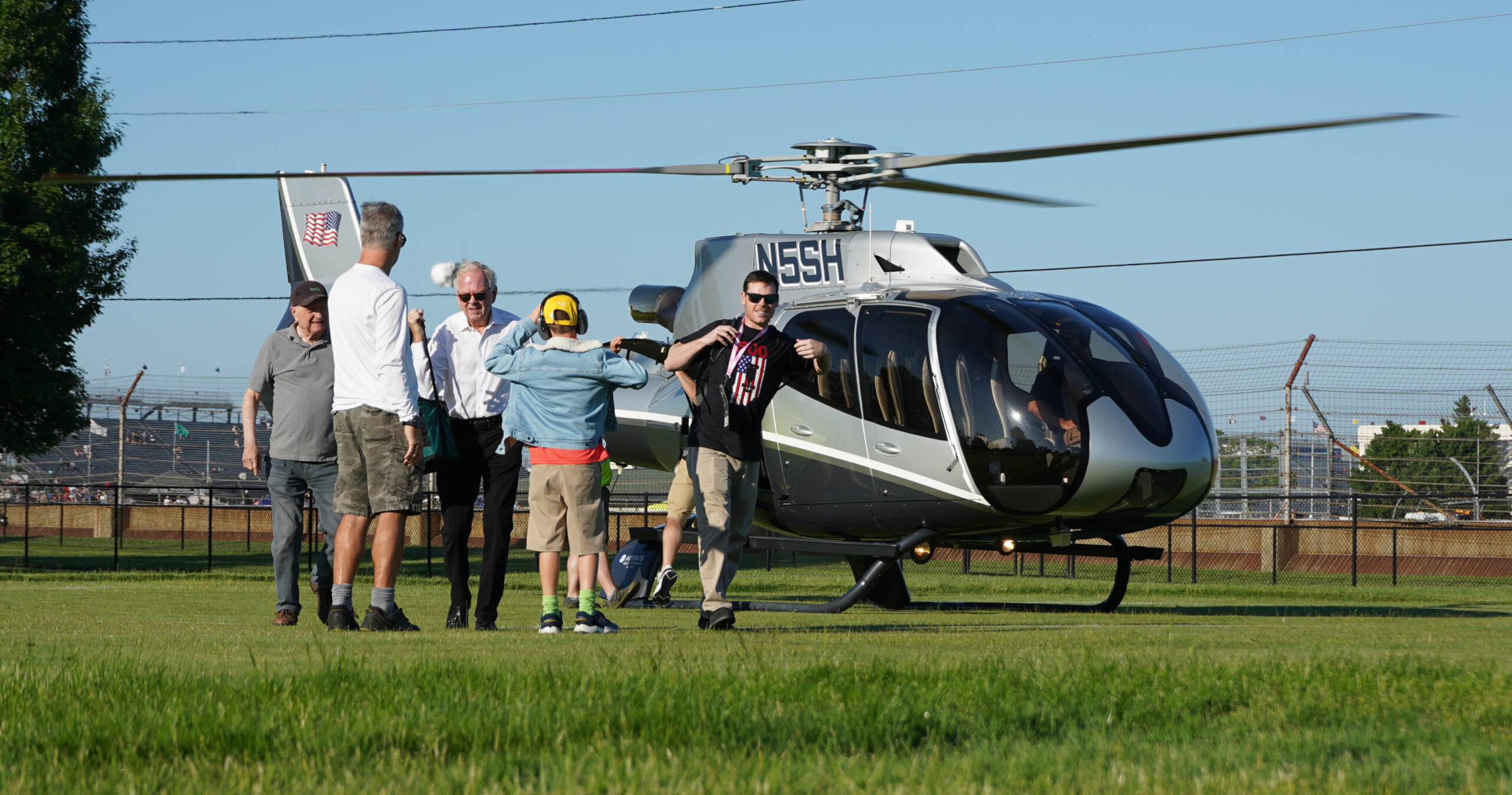 Sweet Helicopters safely transports nearly 300 passengers to the Indianapolis 500