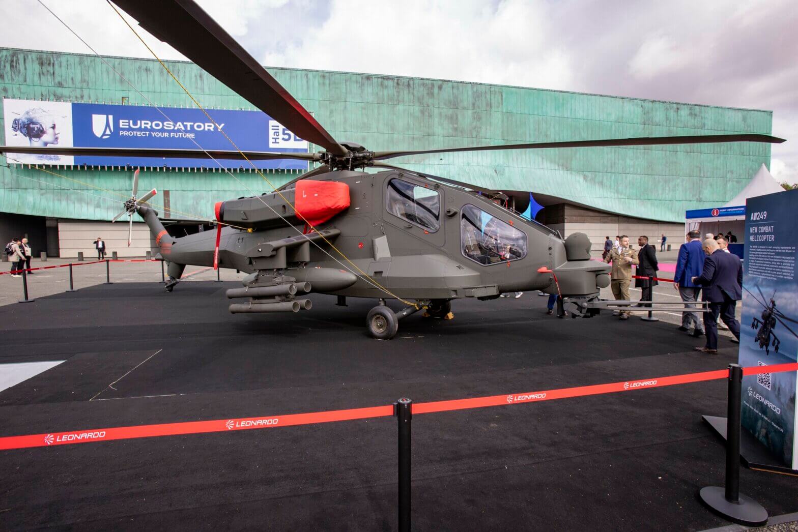 Leonardo AW249 helicopter makes international public premiere