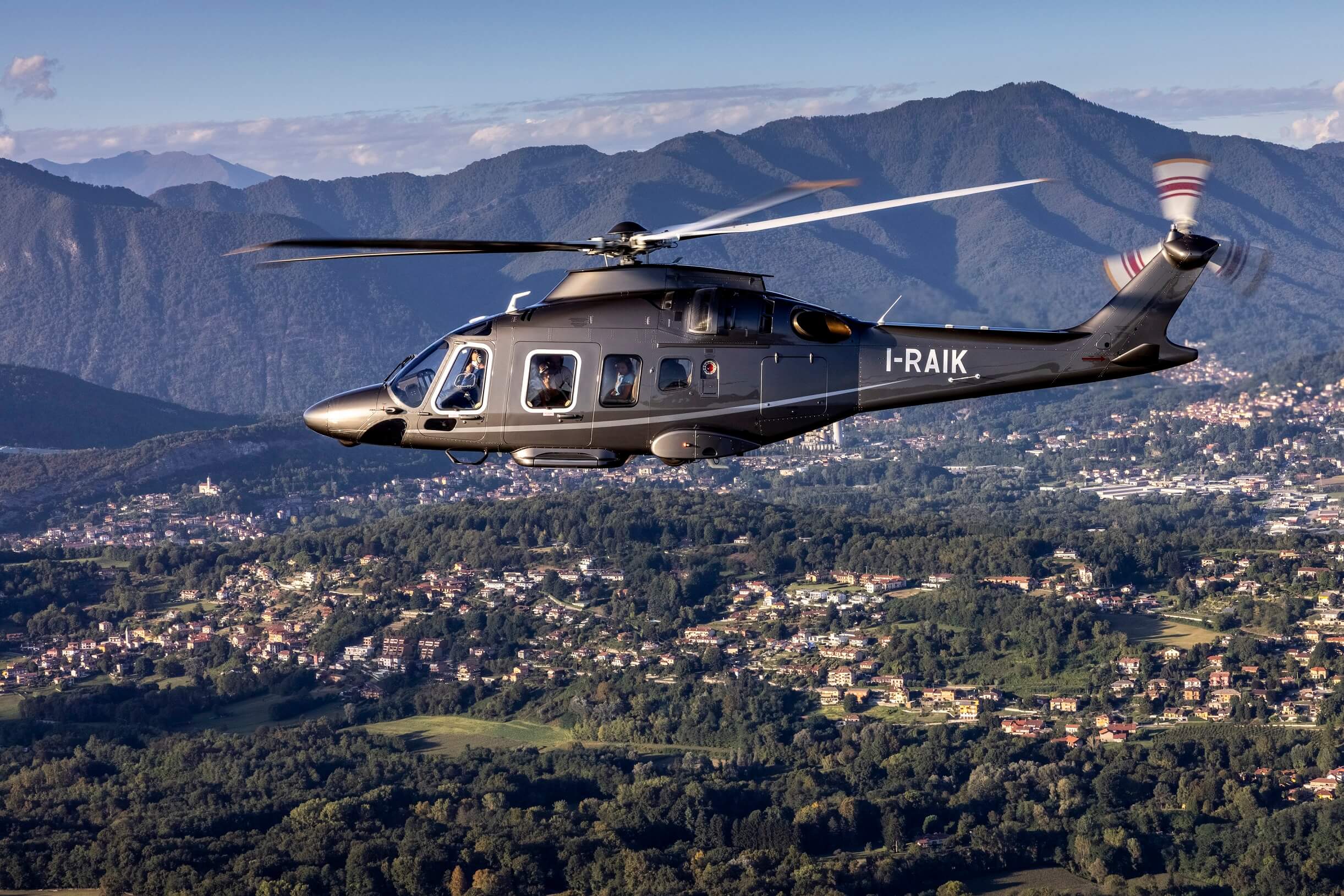 Synerjet Latina SA orders two AW169s, becomes AW09 distributor in
