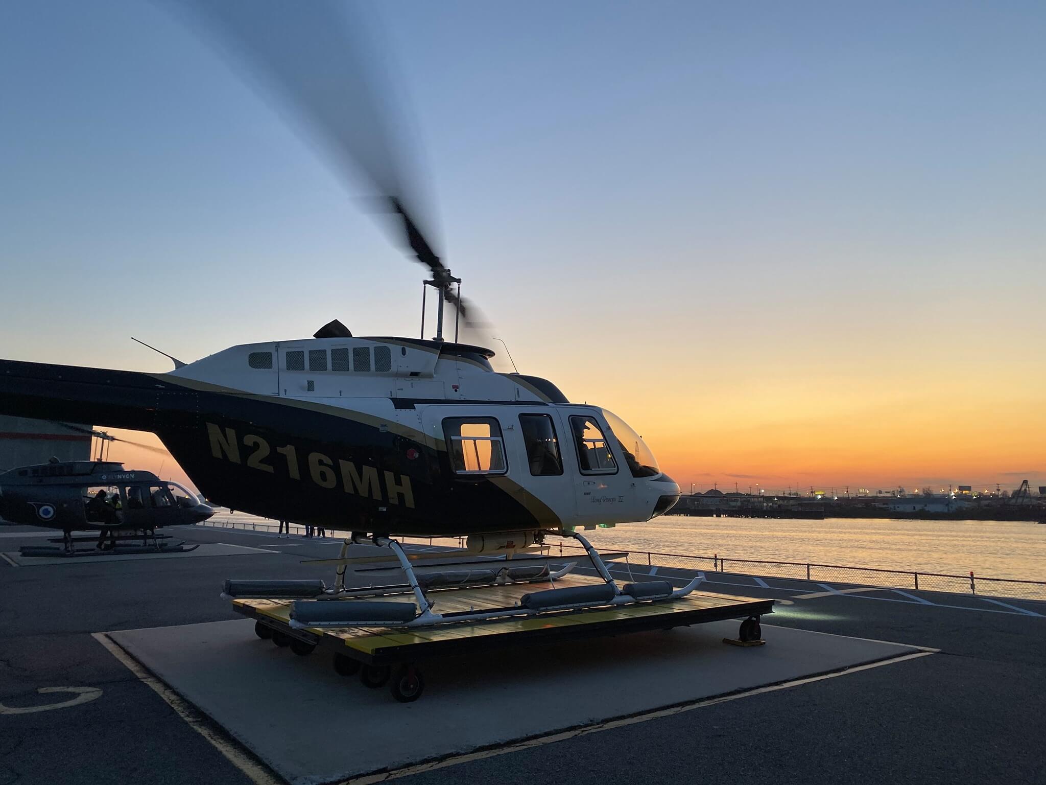 Family of five & pilot killed after New York tour helicopter