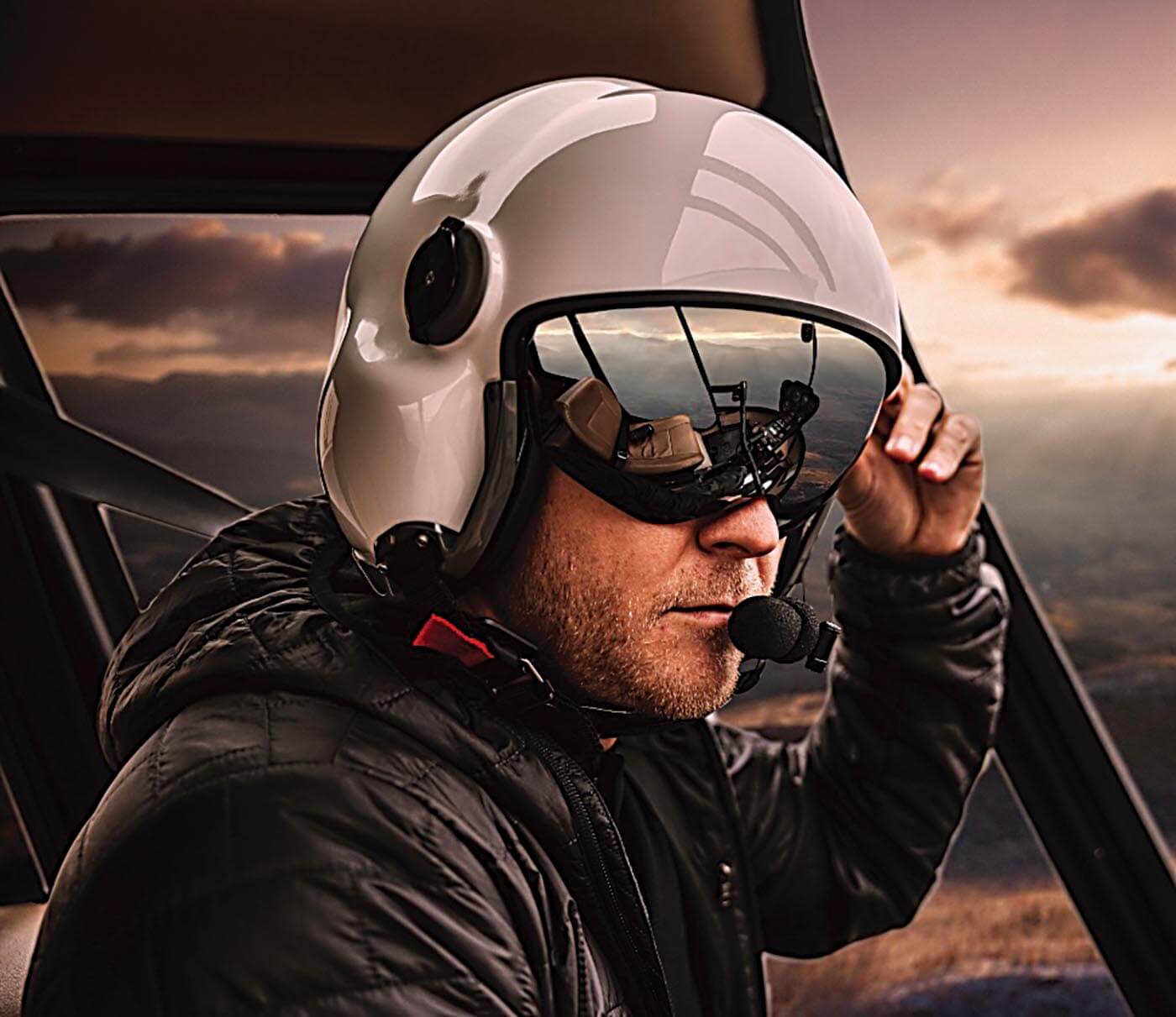 Heli Life: Live life airborne